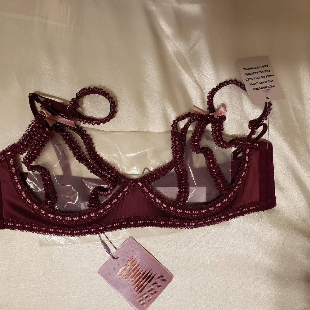 Rihanna Savage x Fenty open cup bra